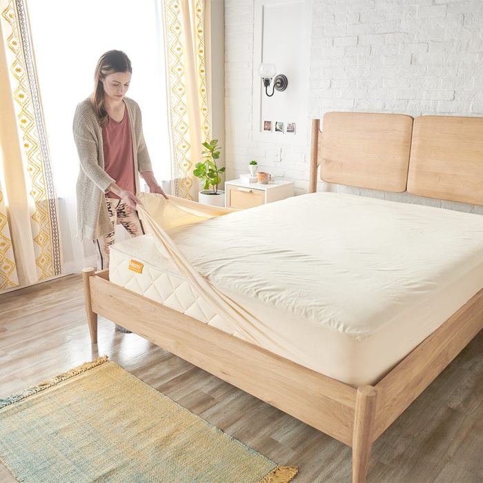 Happsy Waterproof Organic Mattress Protector Pad, GOTS certified organic cotton, TPU waterproofing, no vinyl no PVC