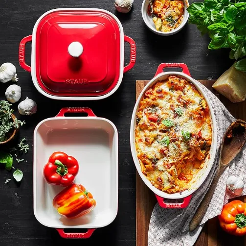 Ceramic bakeware and glass baking dishes — PFAS-free non-toxic bakeware alternatives